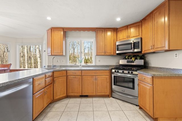 41 Azalea Rd, Sharon, MA 02067