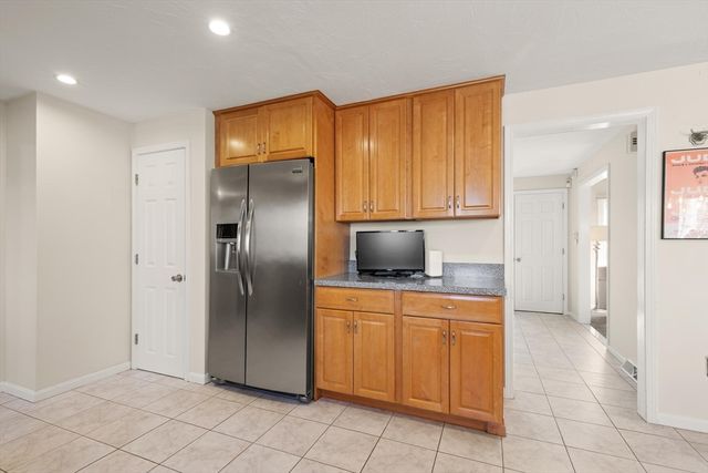 41 Azalea Rd, Sharon, MA 02067