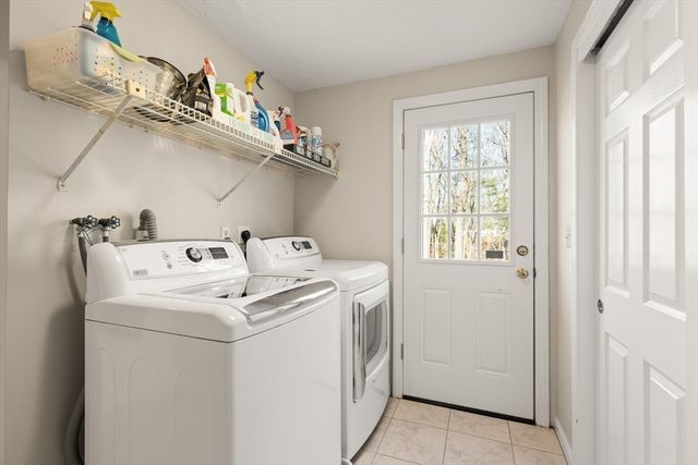 41 Azalea Rd, Sharon, MA 02067