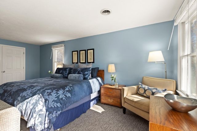 41 Azalea Rd, Sharon, MA 02067