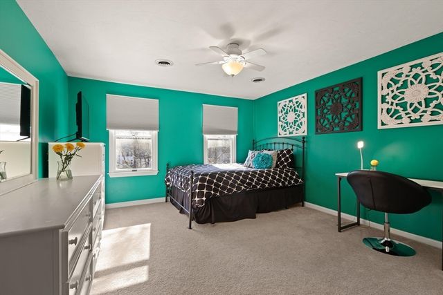 41 Azalea Rd, Sharon, MA 02067