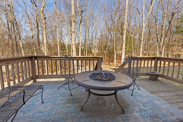 41 Azalea Rd, Sharon, MA 02067