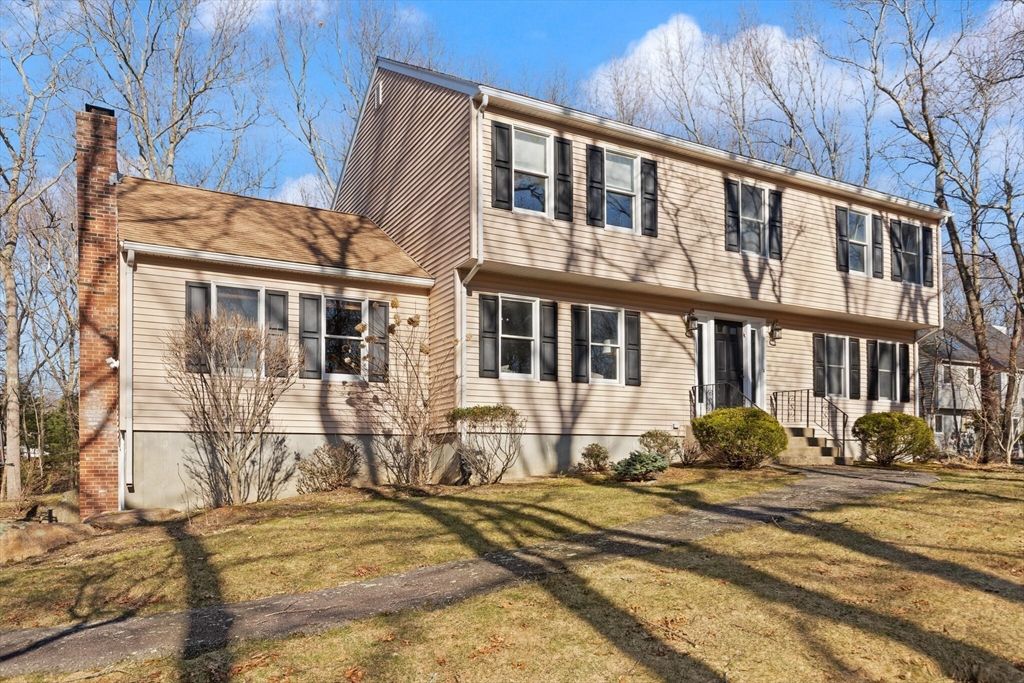 41 Azalea Rd, Sharon, MA 02067