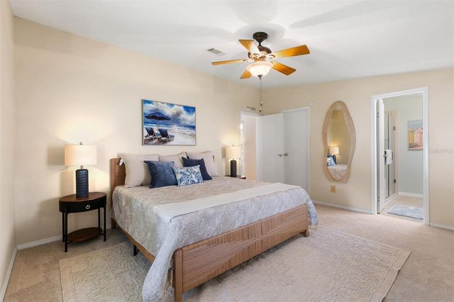 1726 HILTON HEAD BOULEVARD, Lady Lake, FL 32159