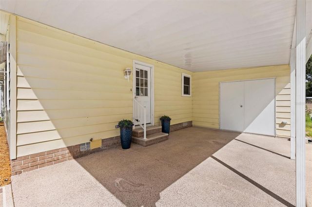 1726 HILTON HEAD BOULEVARD, Lady Lake, FL 32159