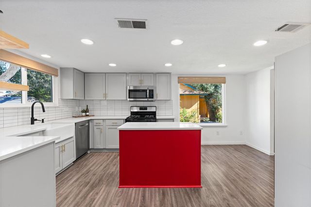 12217 Antoinette PL, Austin, TX 78727
