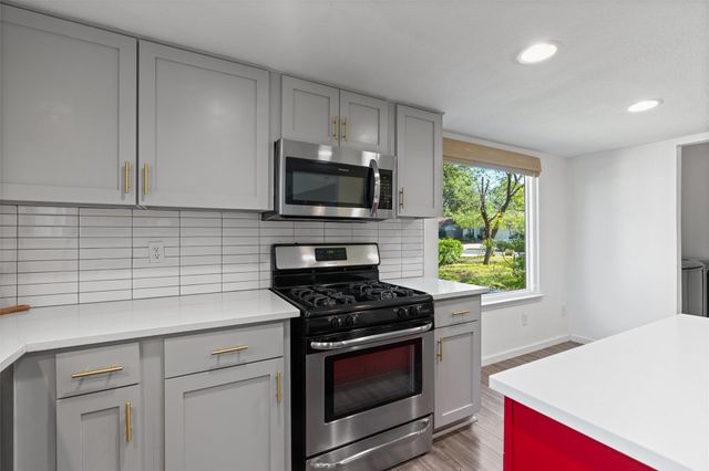 12217 Antoinette PL, Austin, TX 78727