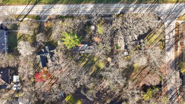 1805 Gilbert Avenue, Downers Grove, IL 60515