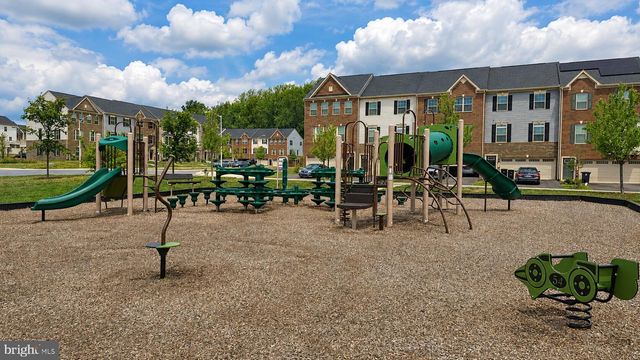 9008 ARMSTRONG LN, Upper Marlboro, MD 20772