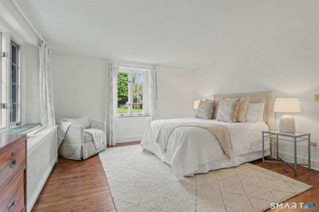 5 Cross Road, Darien, CT 06820