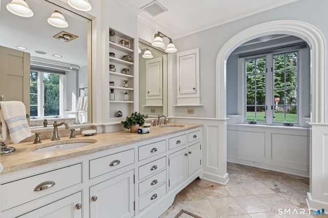 5 Cross Road, Darien, CT 06820