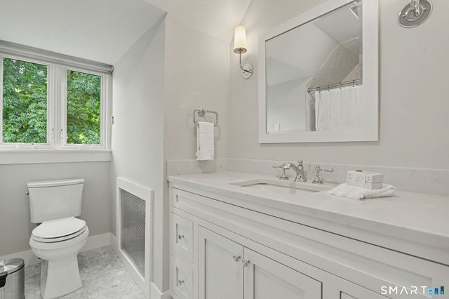 5 Cross Road, Darien, CT 06820