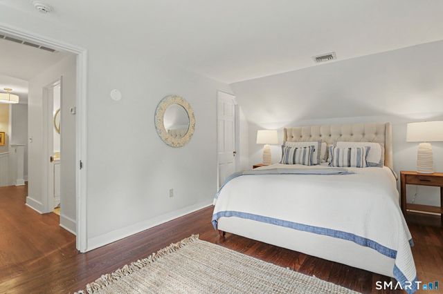 5 Cross Road, Darien, CT 06820