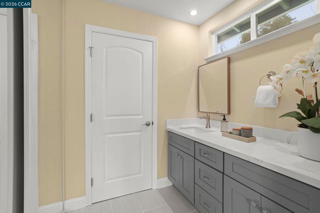 5500 Lewis Way, Concord, CA 94521