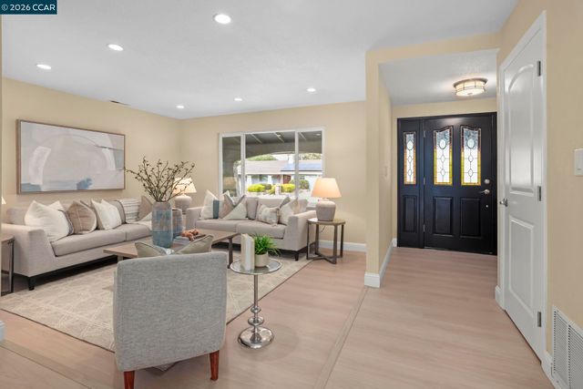 5500 Lewis Way, Concord, CA 94521