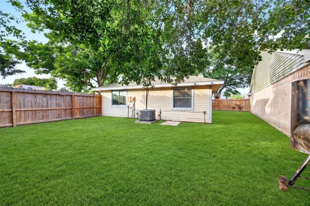 19963 Sutton Falls Drive, Cypress, TX 77433