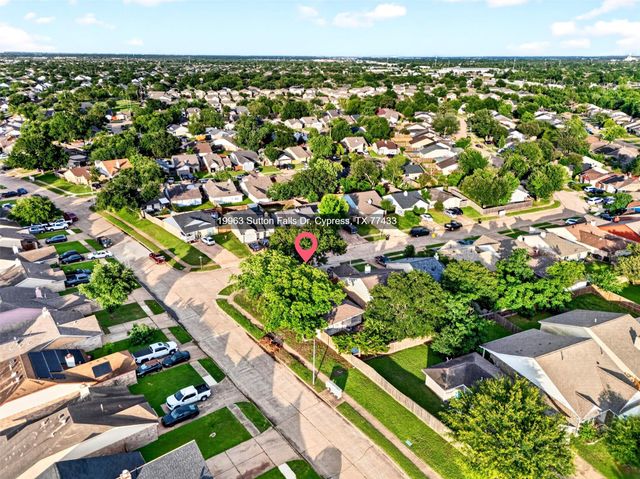 19963 Sutton Falls Drive, Cypress, TX 77433