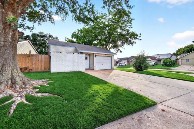 19963 Sutton Falls Drive, Cypress, TX 77433