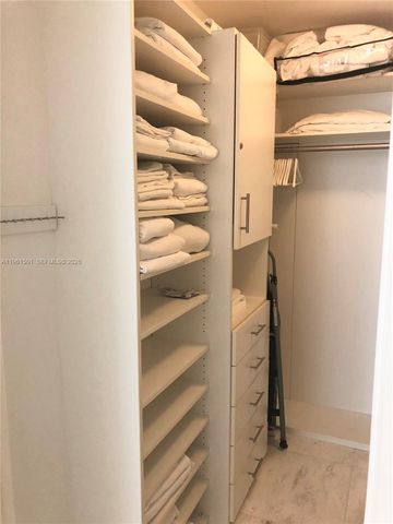 15811 Collins Ave 805, Sunny Isles Beach, FL 33160