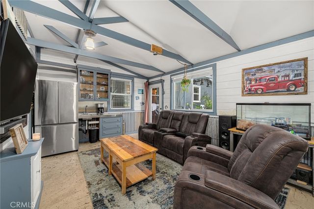 762 N Redding, Upland, CA 91786