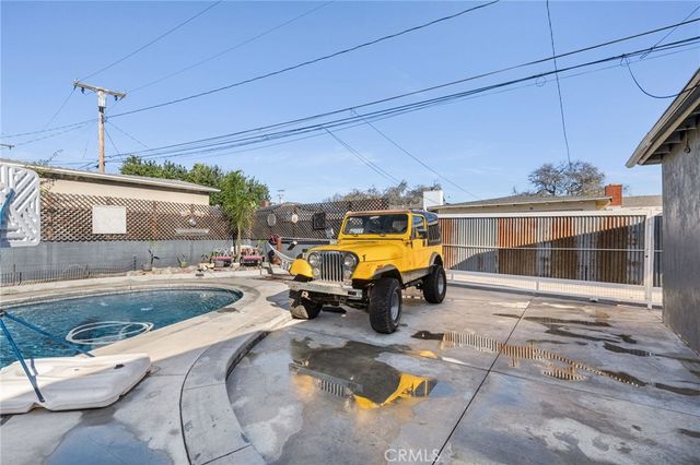 762 N Redding, Upland, CA 91786