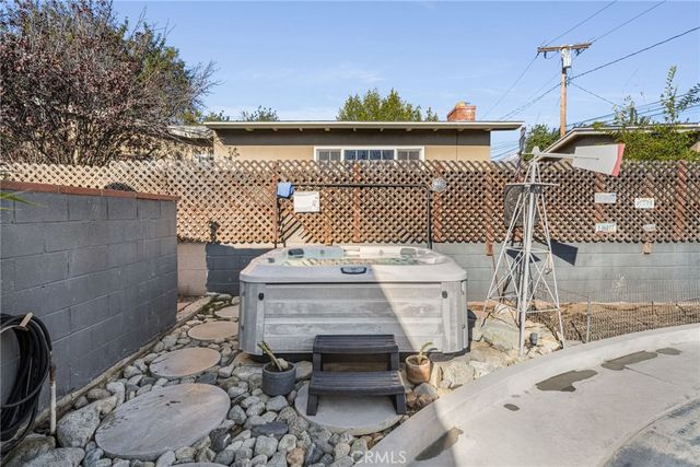 762 N Redding, Upland, CA 91786