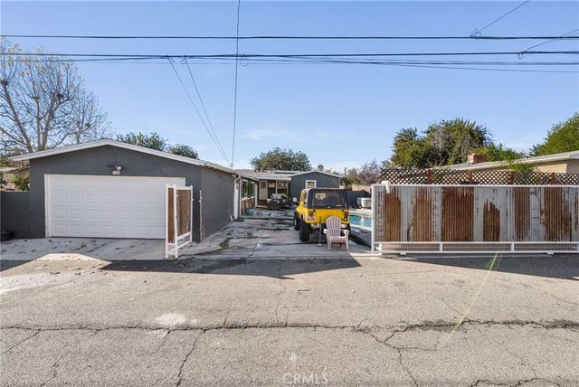 762 N Redding, Upland, CA 91786