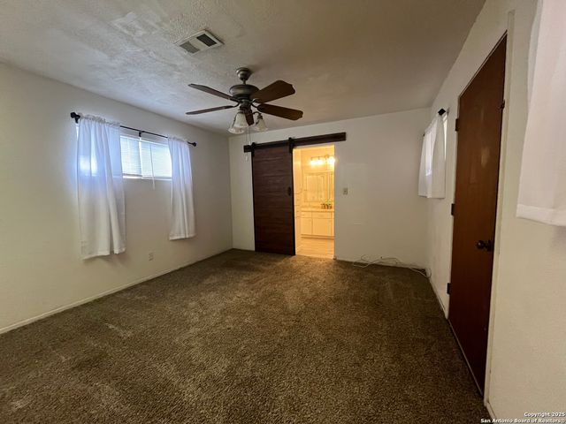 142 HARWOOD DR, San Antonio, TX 78213