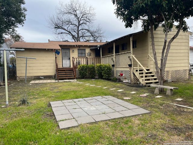 142 HARWOOD DR, San Antonio, TX 78213