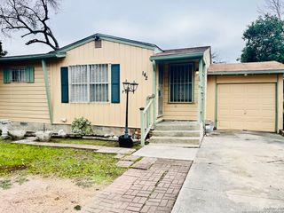 142 HARWOOD DR, San Antonio, TX 78213