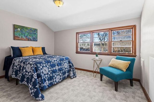 3080 N Brookfield ROAD, Brookfield, WI 53045