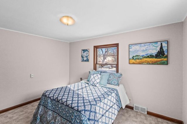 3080 N Brookfield ROAD, Brookfield, WI 53045