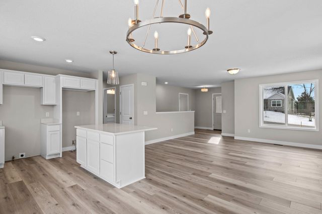 1179 Cubasue Court, Shakopee, MN 55379