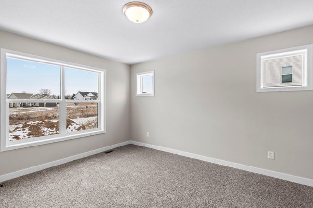 1179 Cubasue Court, Shakopee, MN 55379