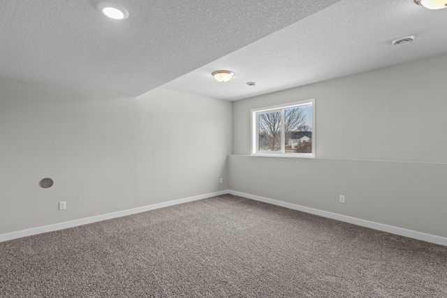 1179 Cubasue Court, Shakopee, MN 55379