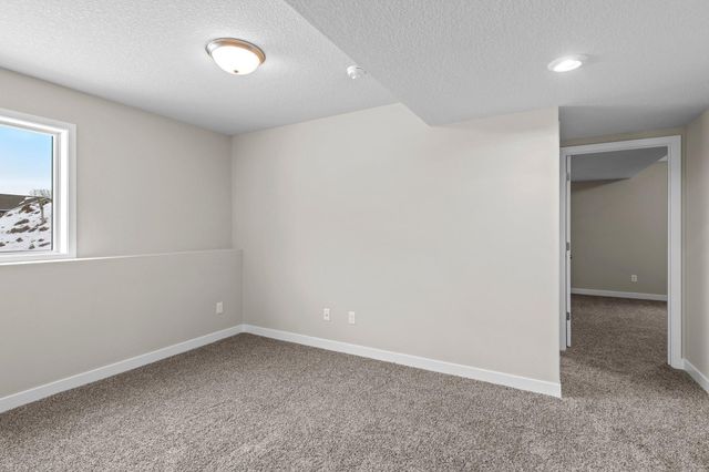1179 Cubasue Court, Shakopee, MN 55379