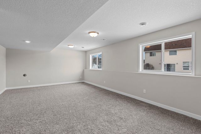 1179 Cubasue Court, Shakopee, MN 55379