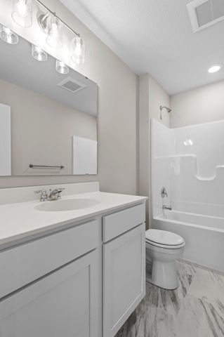1179 Cubasue Court, Shakopee, MN 55379