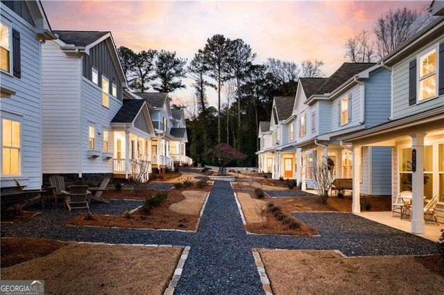 3827 Cottage Circle, Clarkston, GA 30021