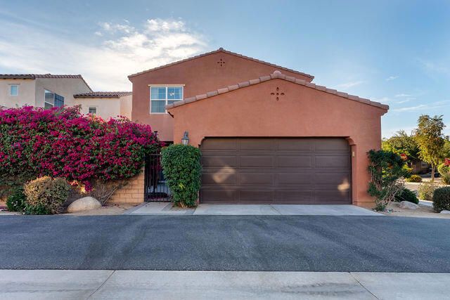551 Via De La Paz, Palm Desert, CA 92211