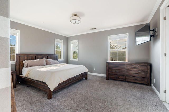 551 Via De La Paz, Palm Desert, CA 92211