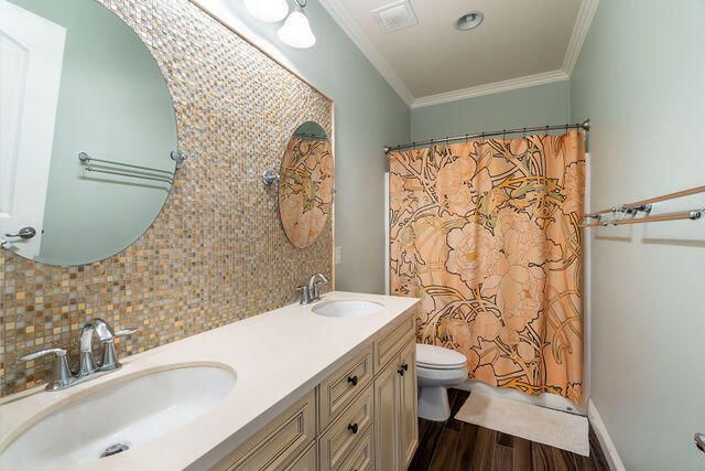 551 Via De La Paz, Palm Desert, CA 92211