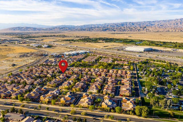 551 Via De La Paz, Palm Desert, CA 92211