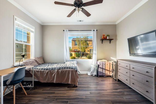 551 Via De La Paz, Palm Desert, CA 92211