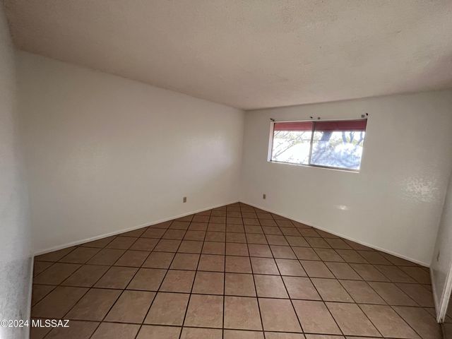 51 E Mills Dr Unit A, Tucson, AZ 85705