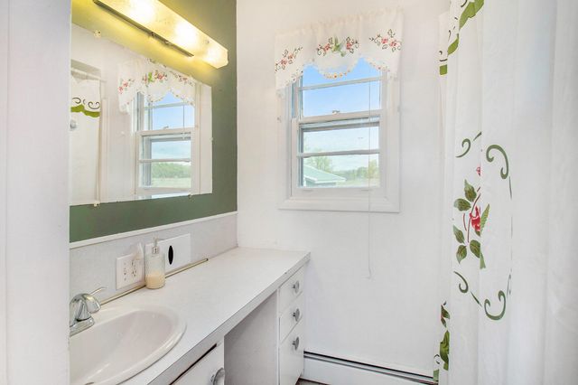 826 W Shelby Road, Shelby Twp, MI 49455