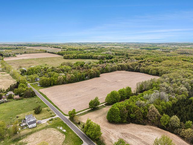 826 W Shelby Road, Shelby Twp, MI 49455