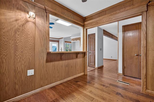 5808 Hefner Village Court, Oklahoma City, OK 73162