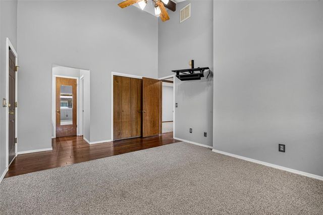 5808 Hefner Village Court, Oklahoma City, OK 73162