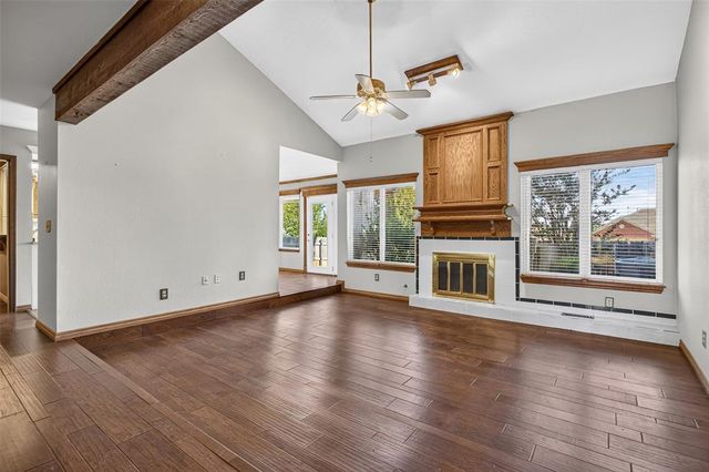 5808 Hefner Village Court, Oklahoma City, OK 73162